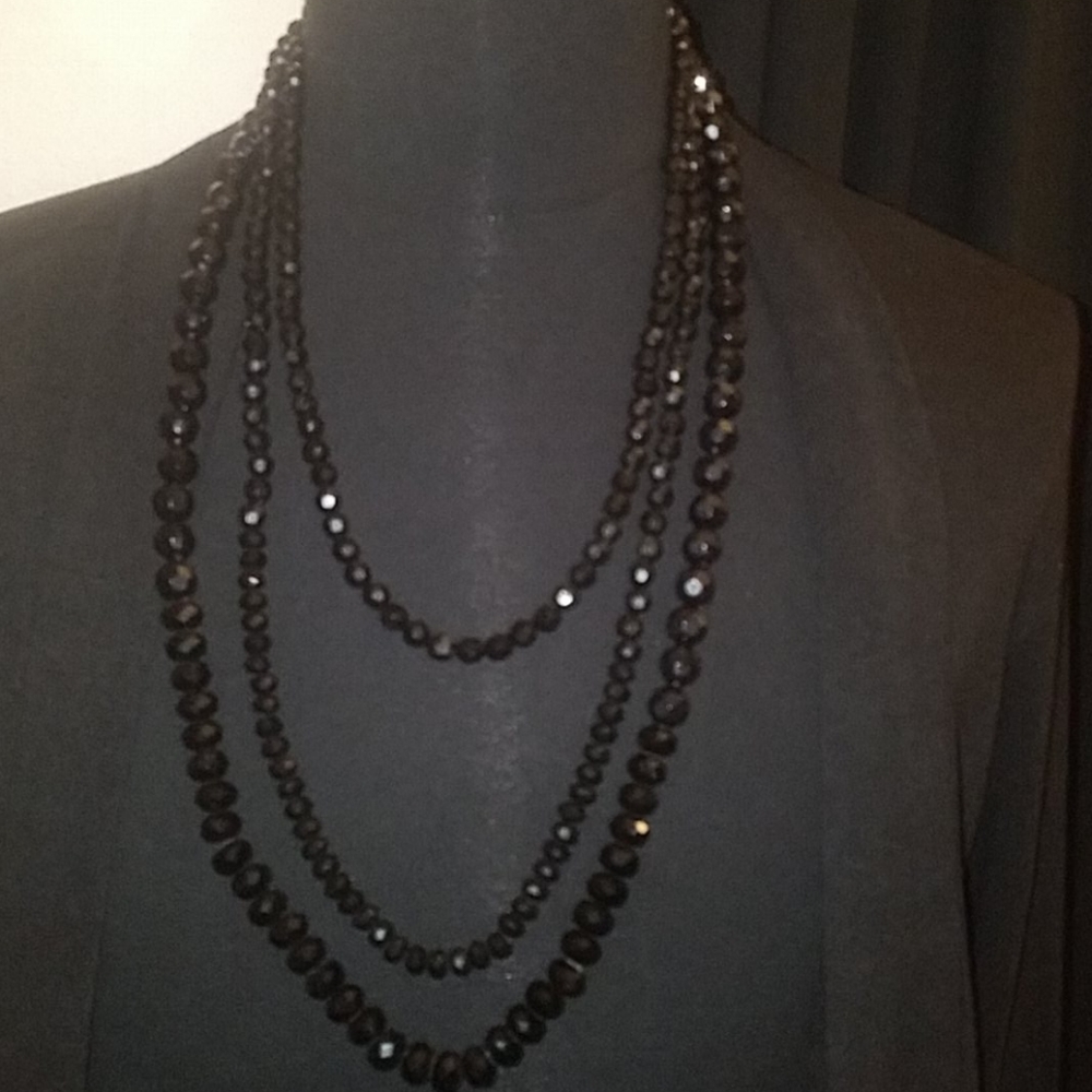 🎉Multi Strand Beaded Necklace